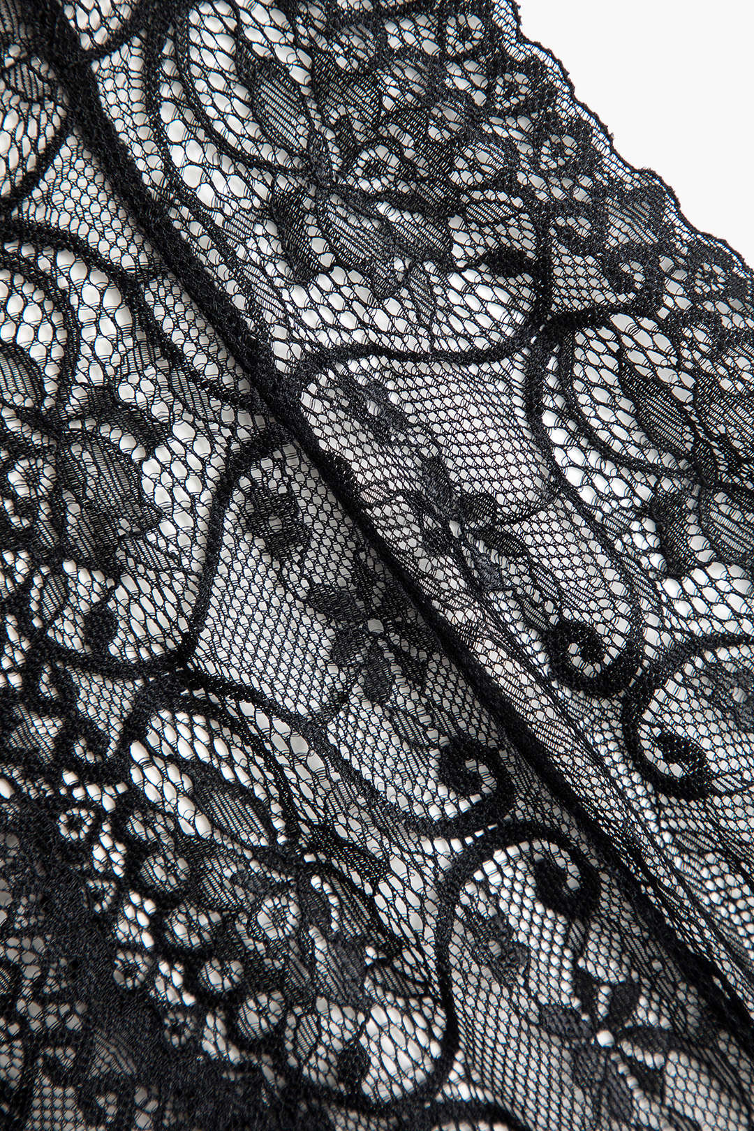 Dantel Dekolteli Bodysuit