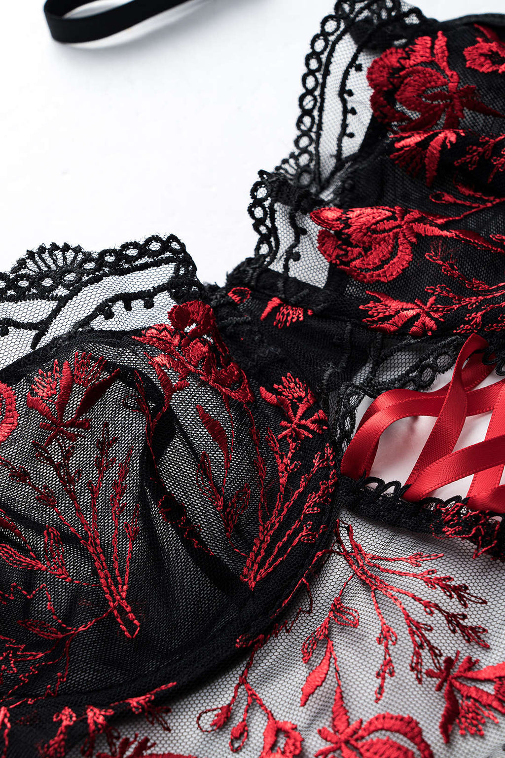 Bağlamalı Büstiyer ve Jartiyer